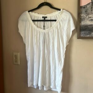 ❤️FINAL SALE❤️ Talbots White Ruffle Neckline Short Sleeve Top Size Large